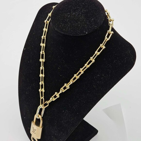 Authentic Louis Vuitton Lock & Key w/ Unbranded Gold Plated Gold Chain Necklace - Picture 11 of 11